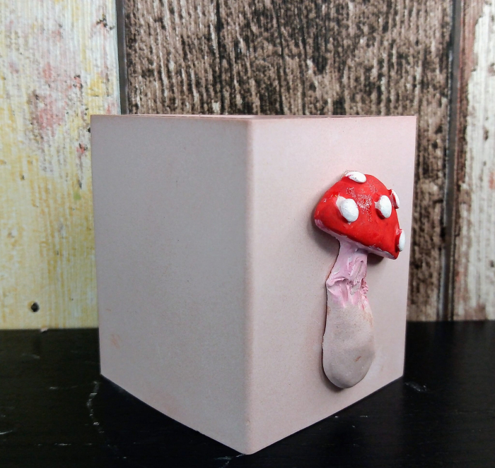 Recipient pahar decorat cu ciupercuta, din ceramica, roz [3]