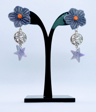 Bijuterii handmade - Cercei mov flori si stele