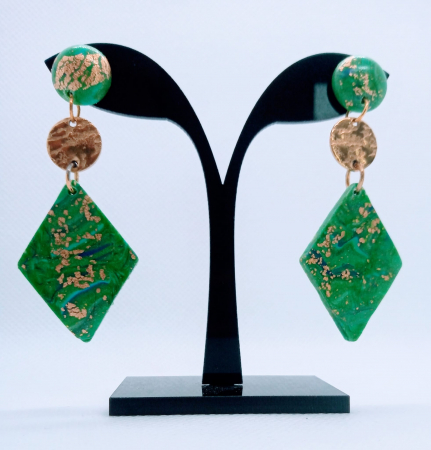 Bijuterii handmade - Cercei romb verde-auriu