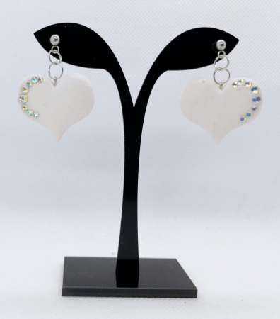 Bijuterii handmade - Cercei inimioare albe cu pietricele