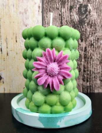 Lumanari decorative / 'turnate' - Lumanare parfumata din ceara de soia ecologica + farfurie ceramica handmade