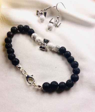 Bratari handmade - Set bratara si cercei din lava neagra si howlit