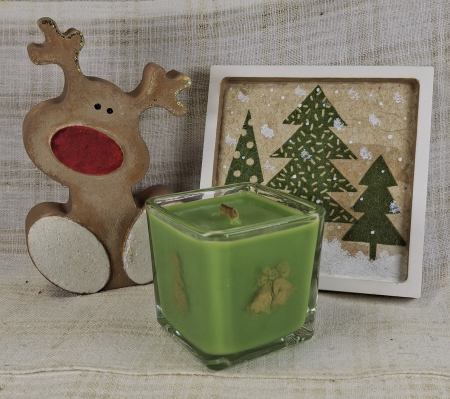 Seturi decorative - Set decorativ de Craciun - 'Brad & Rudolph' - lumanare plus suport din ceramica pictat manual