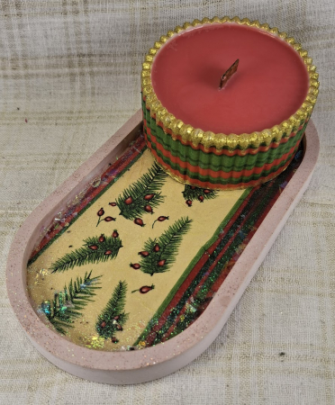 Seturi decorative - Set decorativ de Craciun - 'Red Gold & Green' - lumanare plus suport din ceramica pictat manual