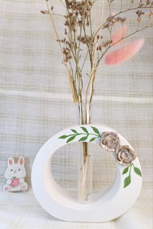 Ceramica handmade - Vaza circulara din ceramica, lucrata manual, cu tub hidroponic.
