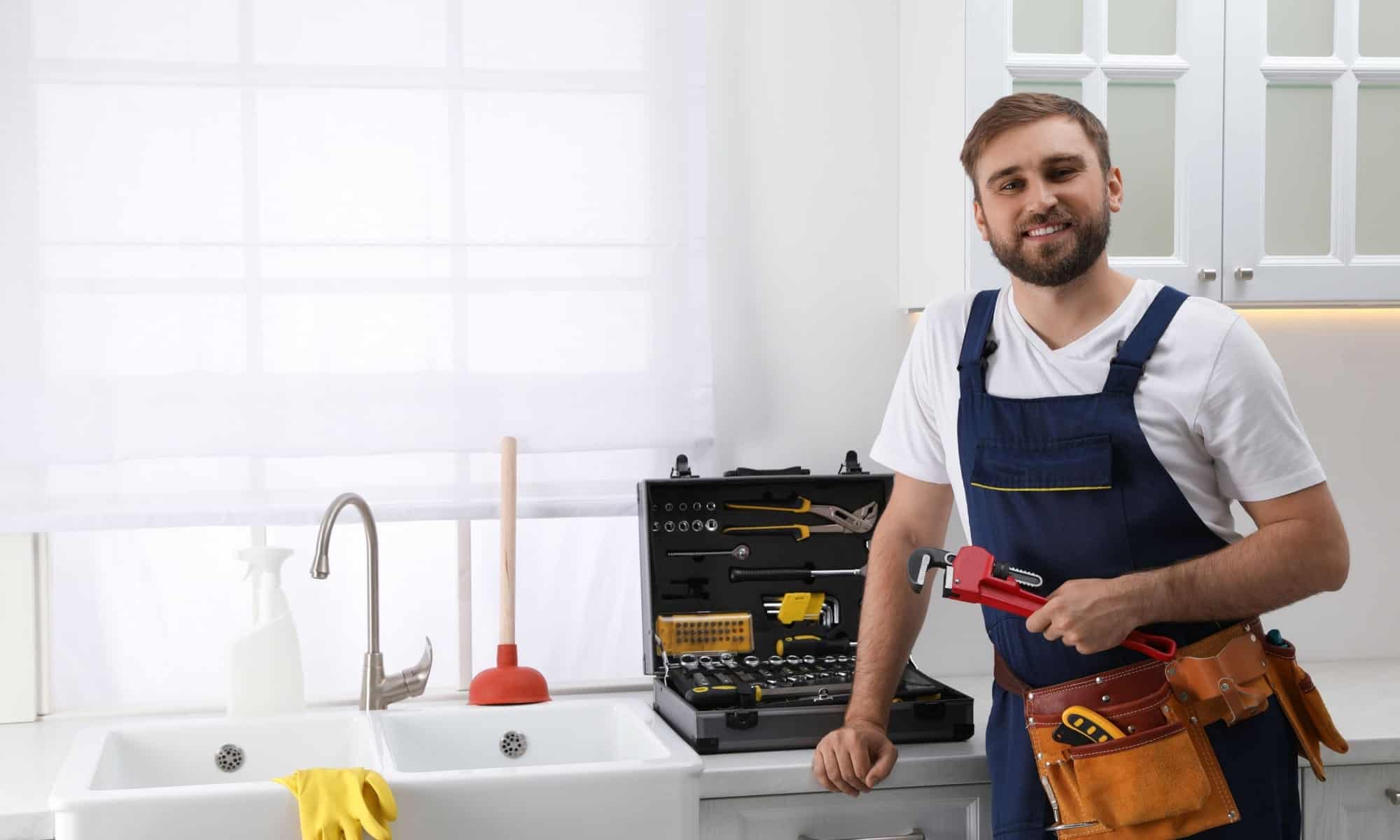 <h1>Montarea bateriei pentru chiuveta din bucătărie și baie – cum o alegi pe cea potrivită și care sunt etapele procesului de montare?</h1>