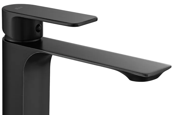 Baterie lavoar culoare neagră înălțime 15 cm material alamă model Urban Black Low [2]