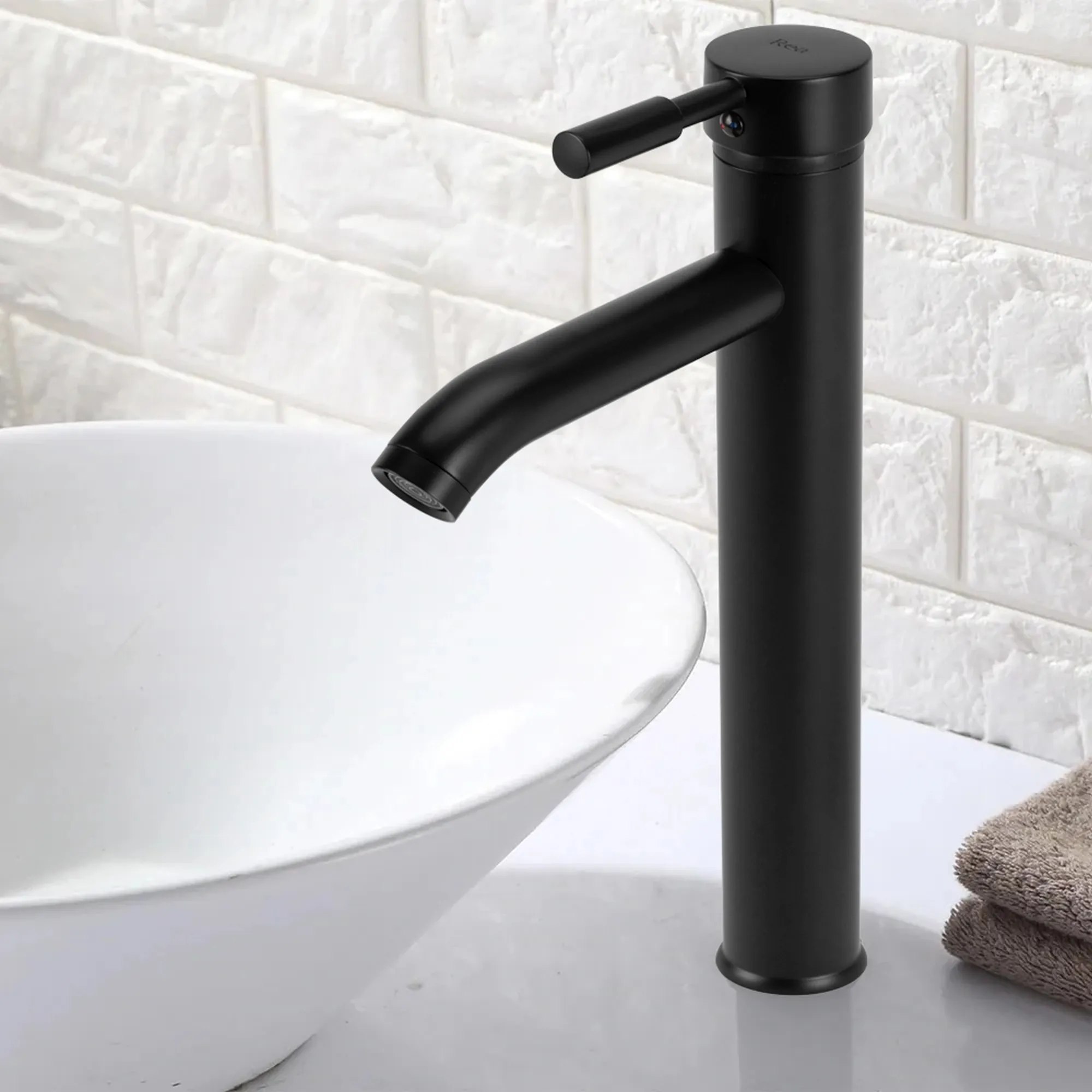 Baterie lavoar culoare neagră înălțime 30.5 cm material alamă model Graf Black [2]