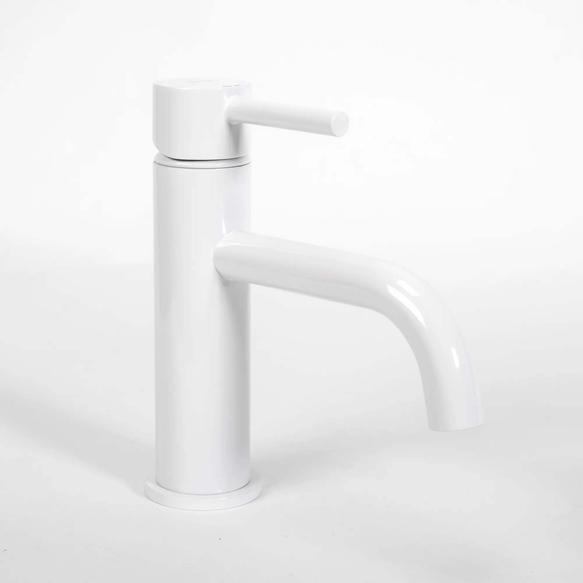 Baterie chiuvetă culoare albă înălțime 17 cm material alamă model Lungo White Low [6]
