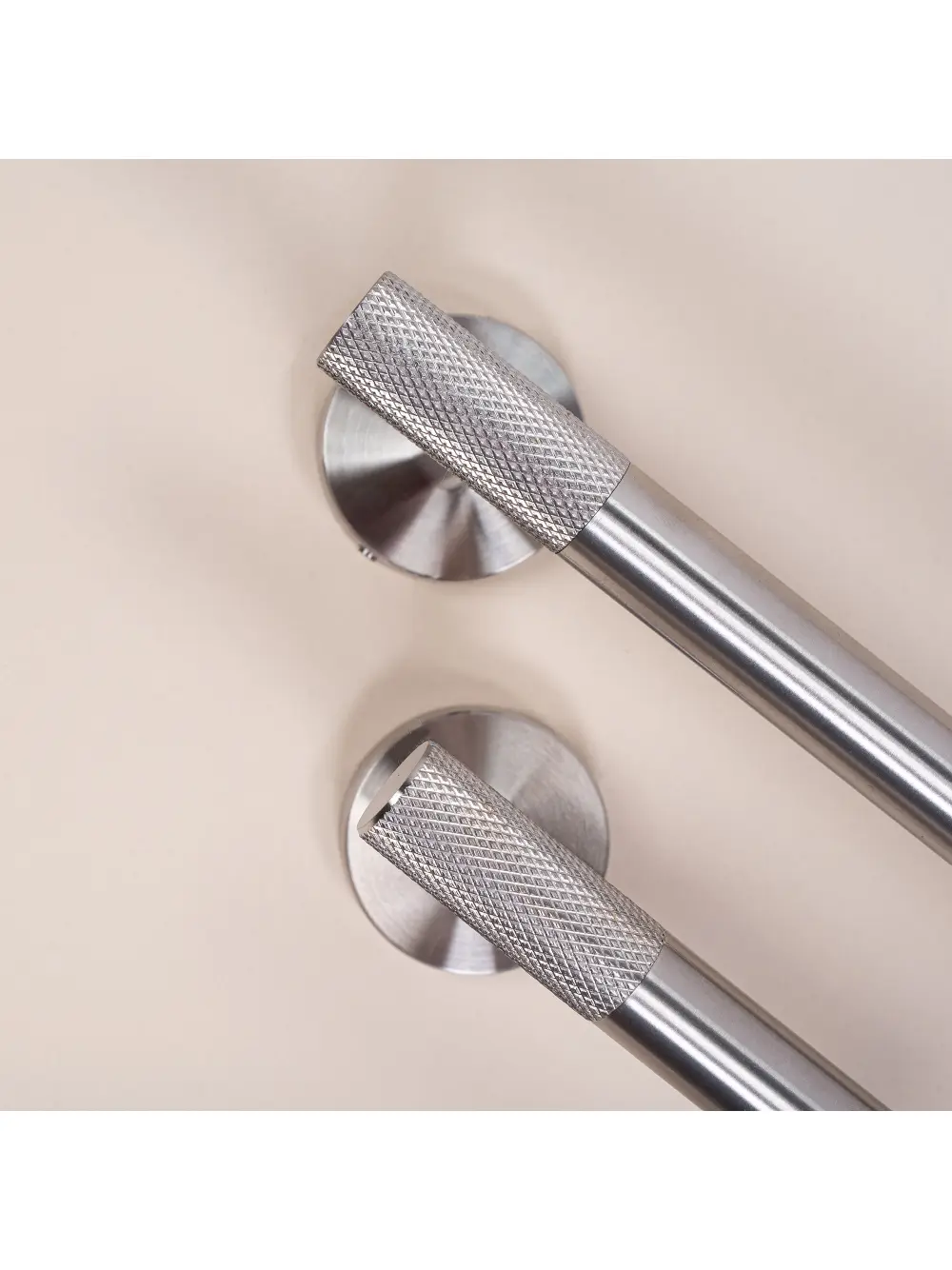 Cuier baie finisaj crom periat model Brush Nickel 6606 seria Modern [3]