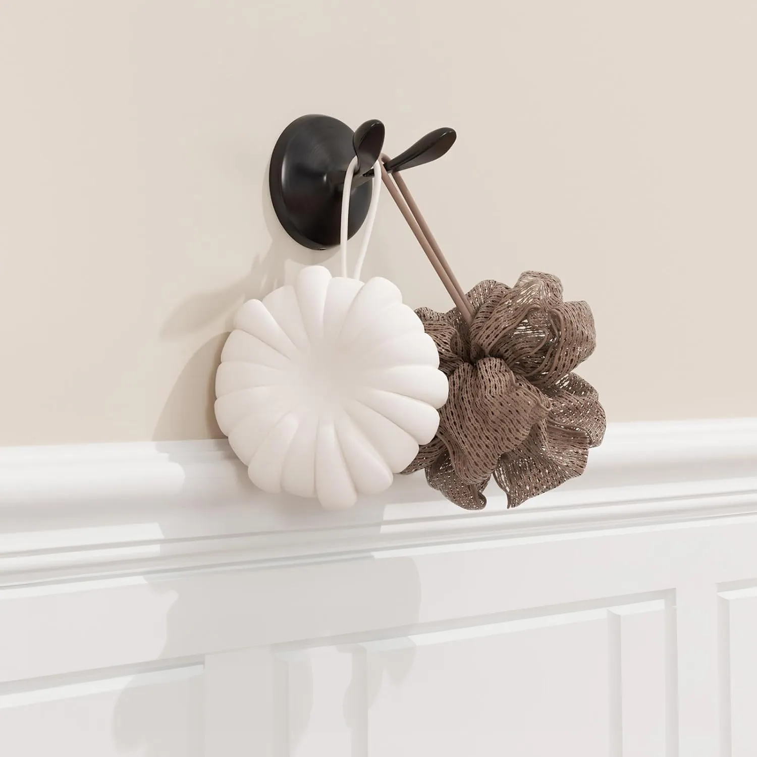 Cuier baie finisaj negru mat model rotund 332868A Retro Black [3]