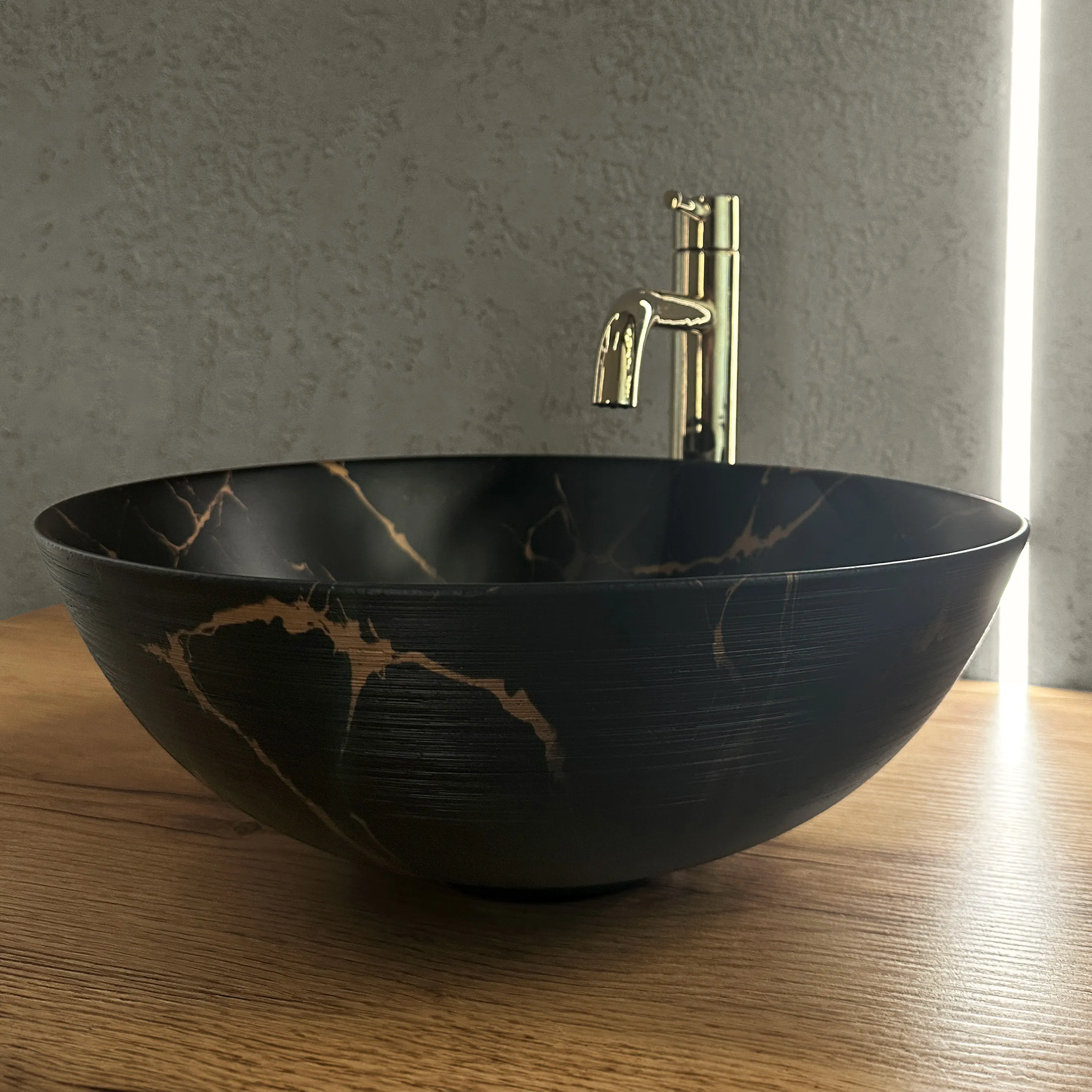 Lavoar baie pe blat rotund 35.5 negru/auriu Stella Black Marble Brushed [2]