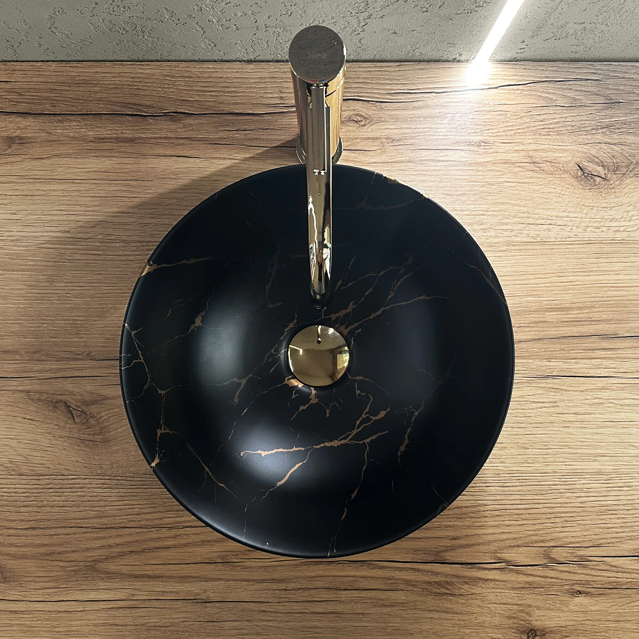 Lavoar baie pe blat rotund 35.5 negru/auriu Stella Black Marble Brushed [3]