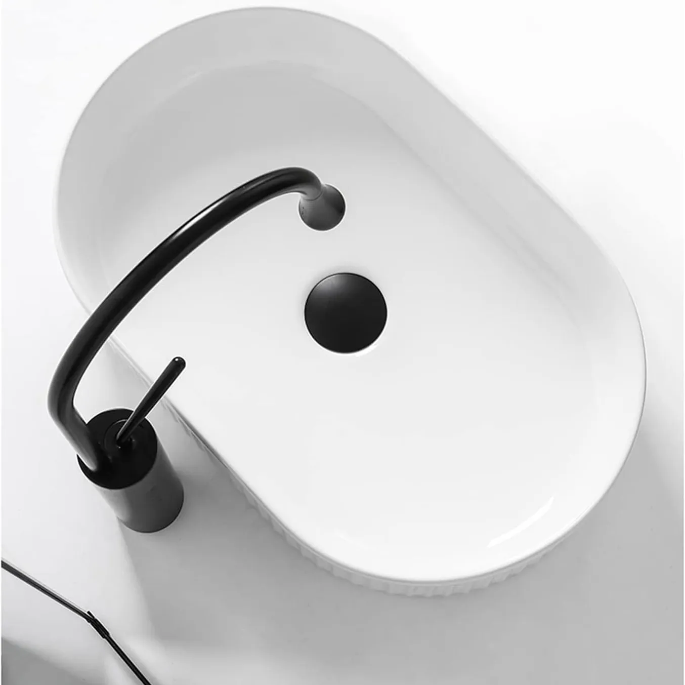Lavoar pe blat formă semiovală lungime 49 cm culoare alb model Vanda White [3]
