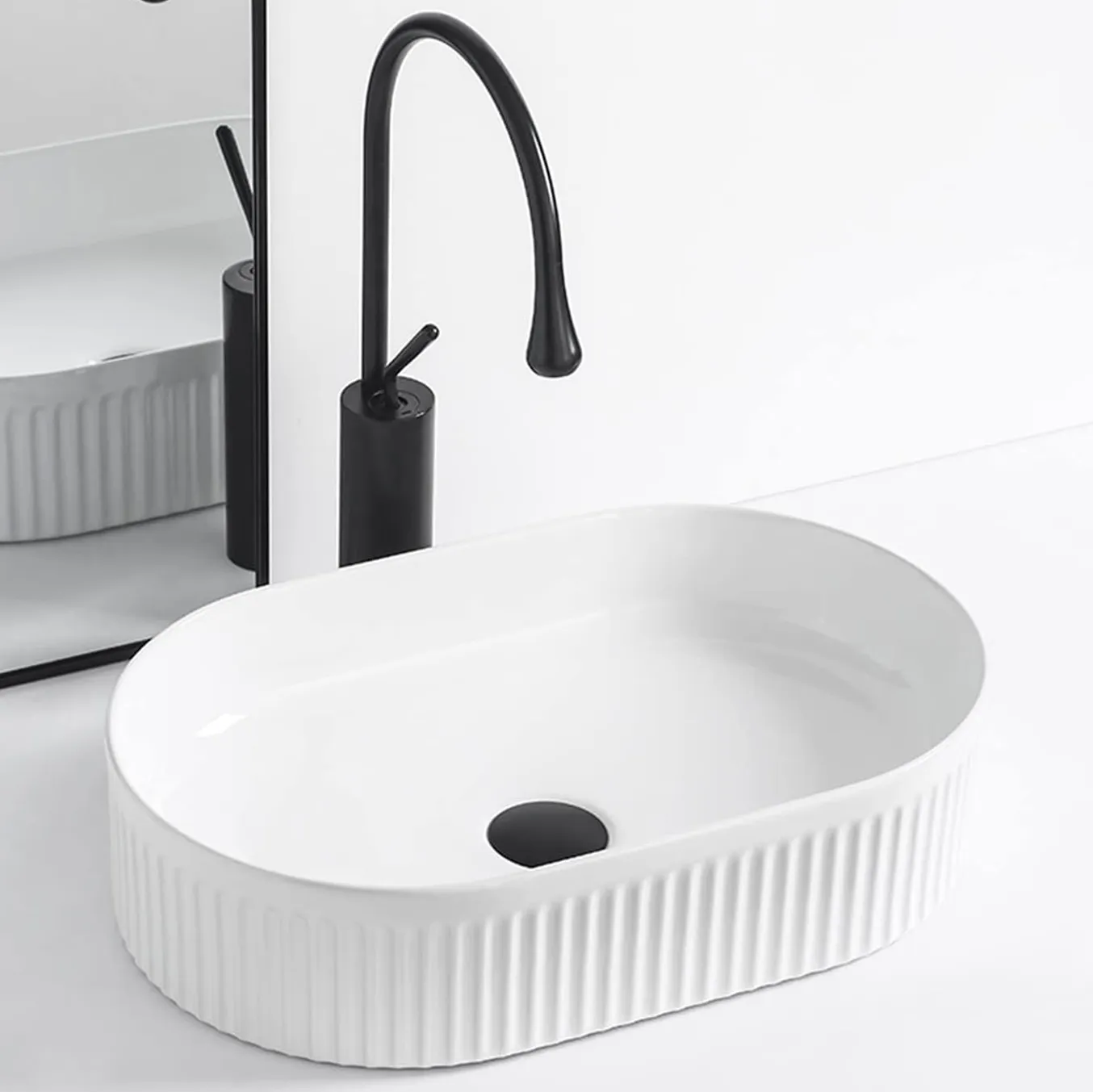 Lavoar pe blat formă semiovală lungime 49 cm culoare alb model Vanda White [4]