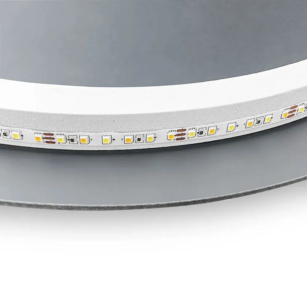 Oglindă cu LED și funcție de dezaburire formă ovală mărime 60x80 cm model EGG [10]