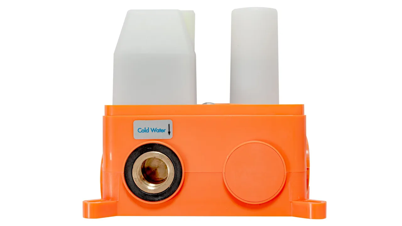 Set de duș culoare auriu înălțime 18 cm material alamă model Fenix Gold [6]