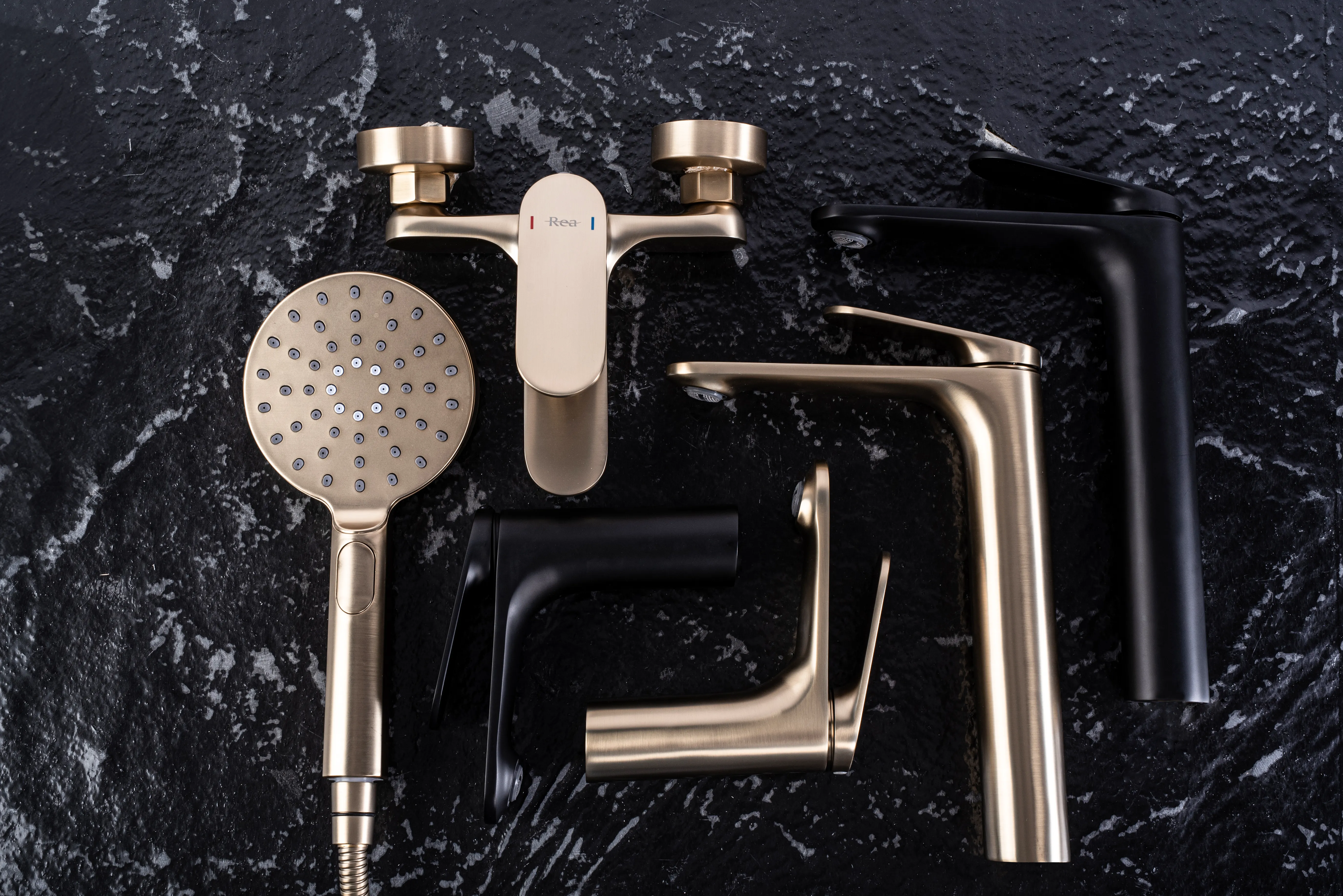 Set de duș culoare auriu periat înălțime 117 cm model Marco Gold Brushed [5]