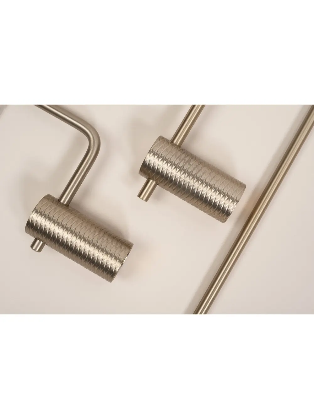 Suport prosop baie finisaj auriu periat model Brush Gold 9703 seria Prism [6]