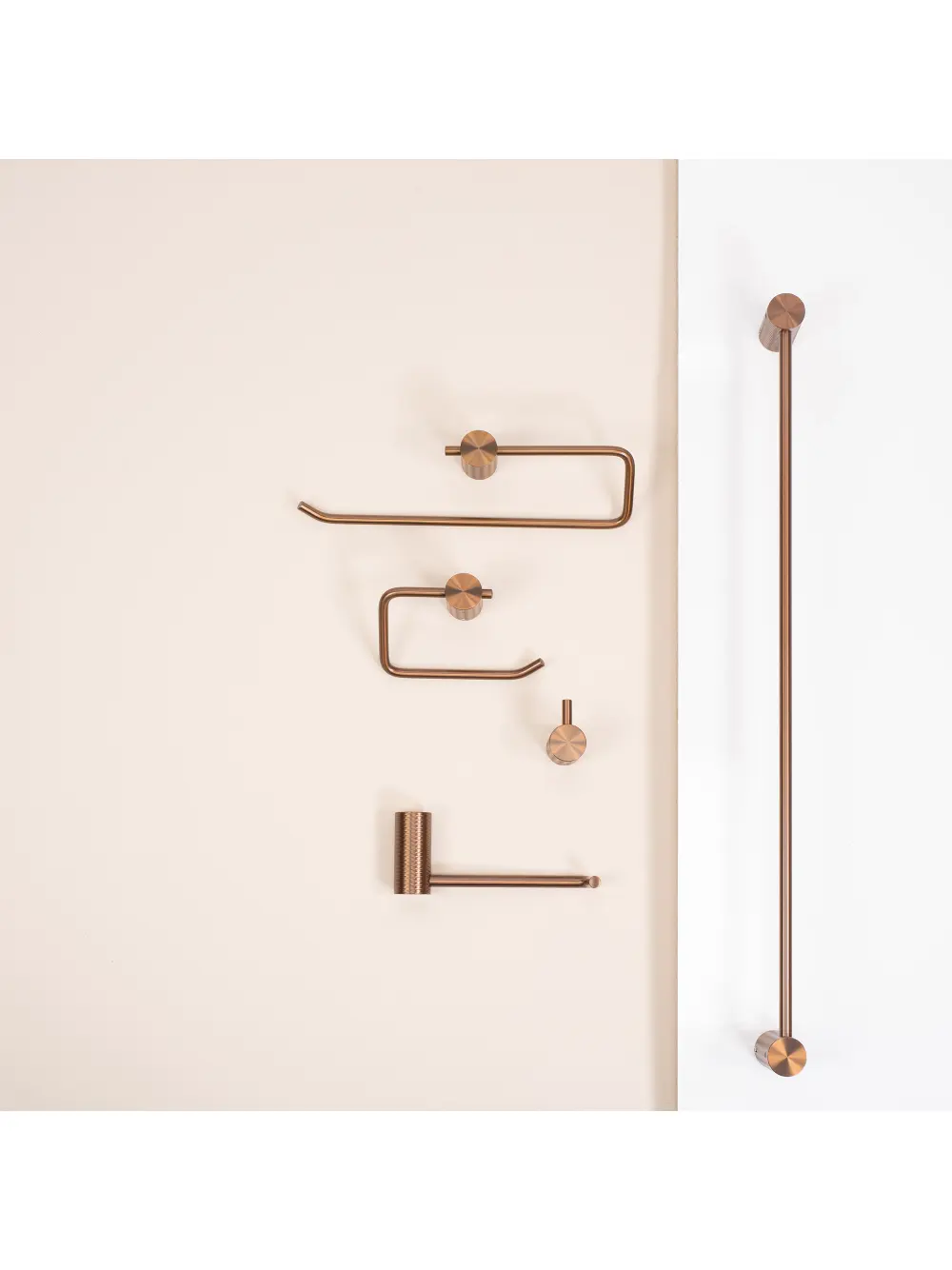 Suport prosop baie finisaj cupru periat model Brush Copper 9703 seria Prism [5]