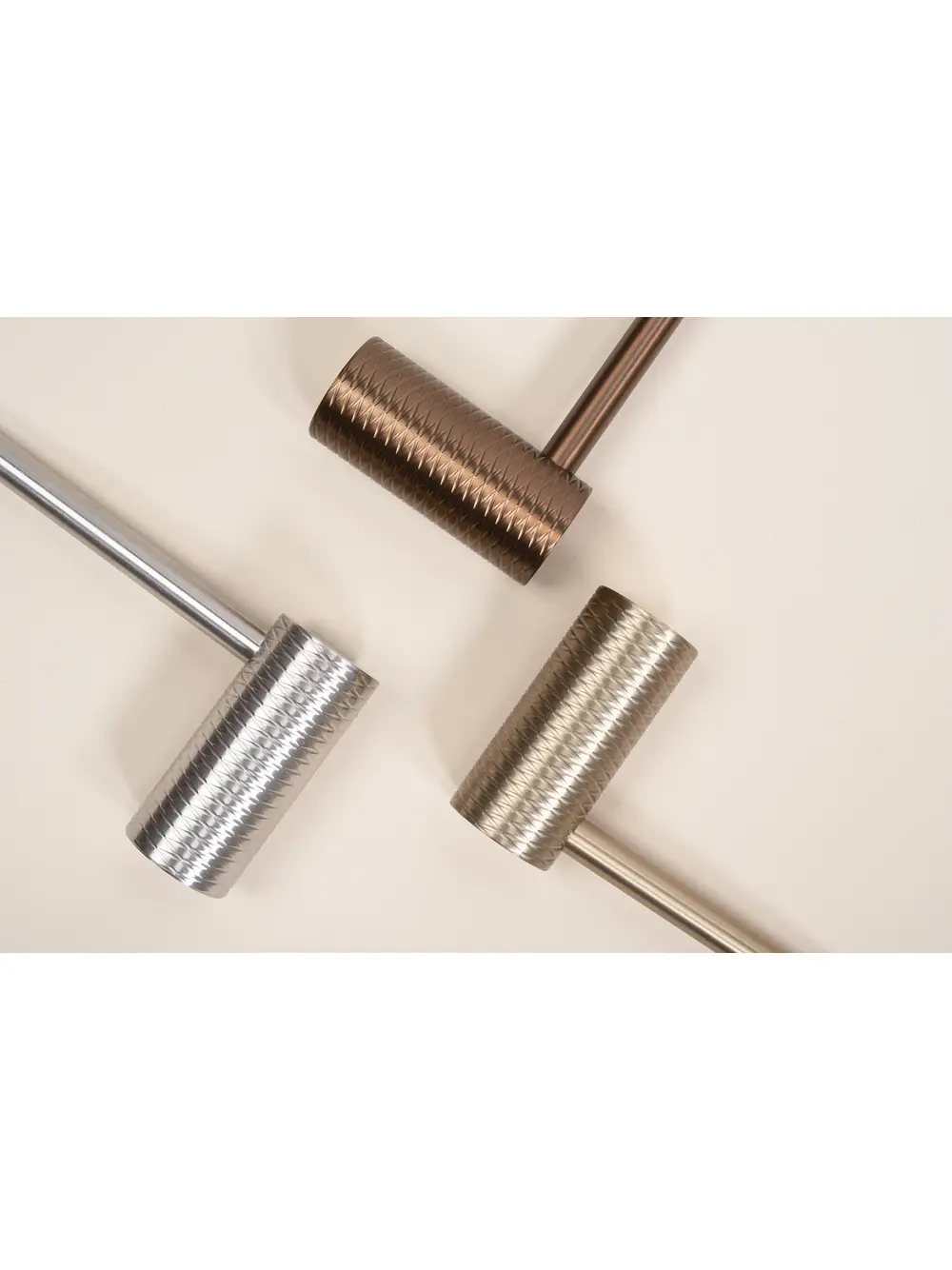 Suport prosop baie finisaj cupru periat model Brush Copper 9711A seria Prism [6]