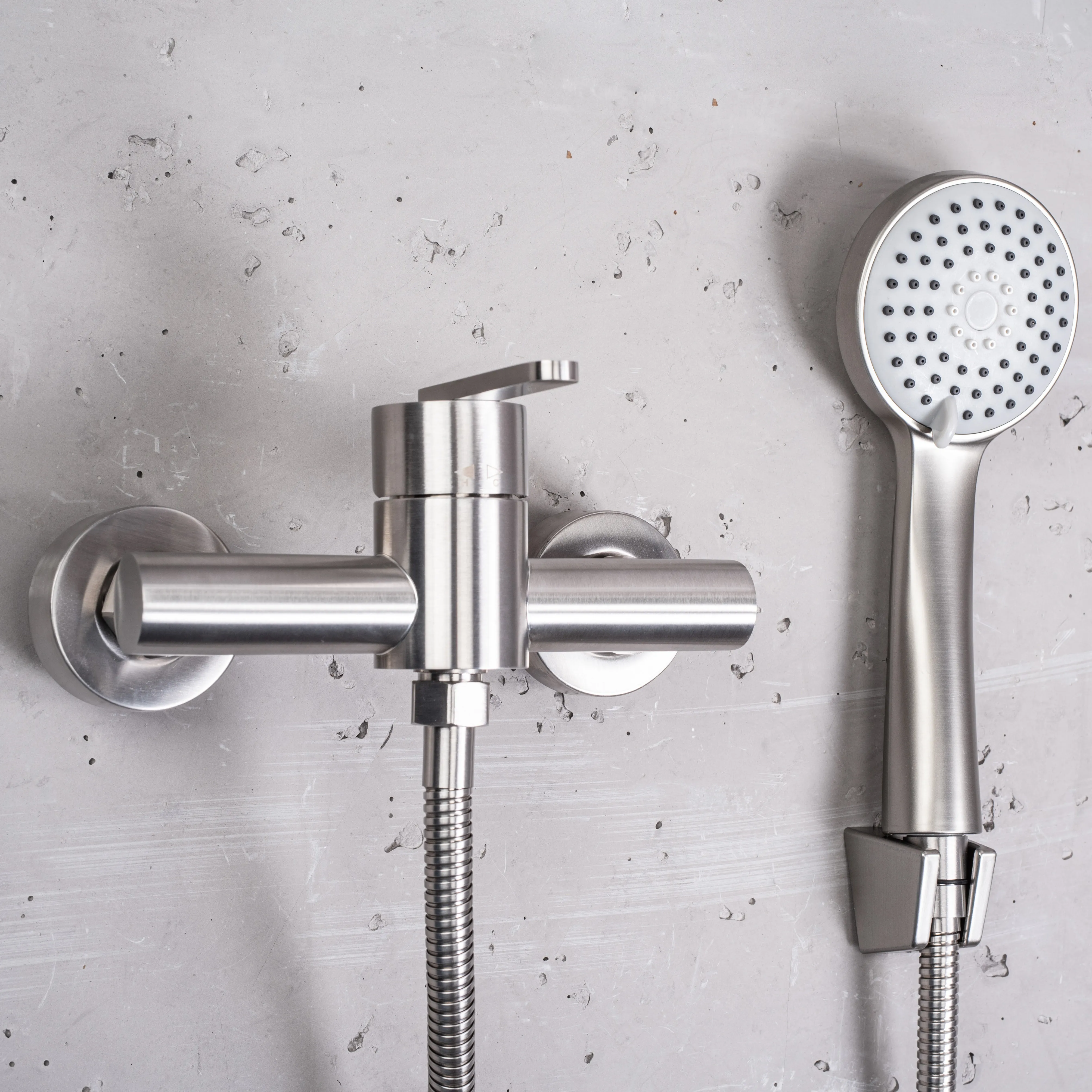 Baterie duș culoare crom periat înălțime 8 cm model Ontario Brushed Chrome [3]