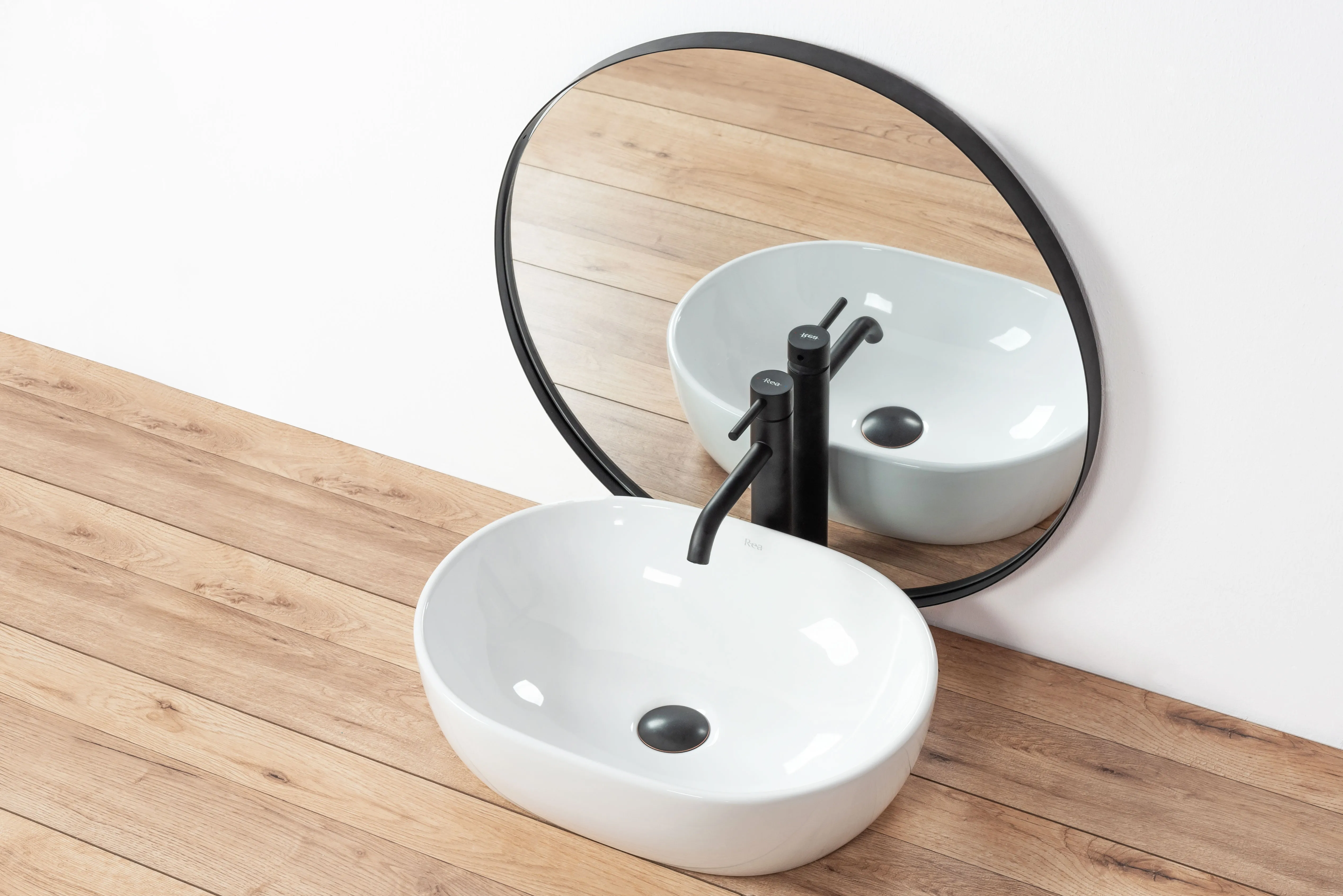 Lavoar baie pe blat formă semiovală lungime 59 cm culoare alb model Amelia [1]