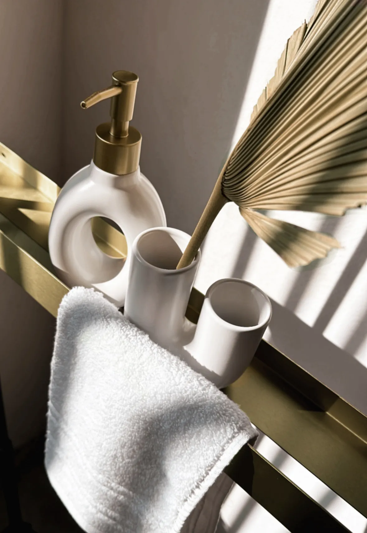 Raft pentru baie lungime 60 cm culoare auriu periat model SF02 Gold Brushed [2]