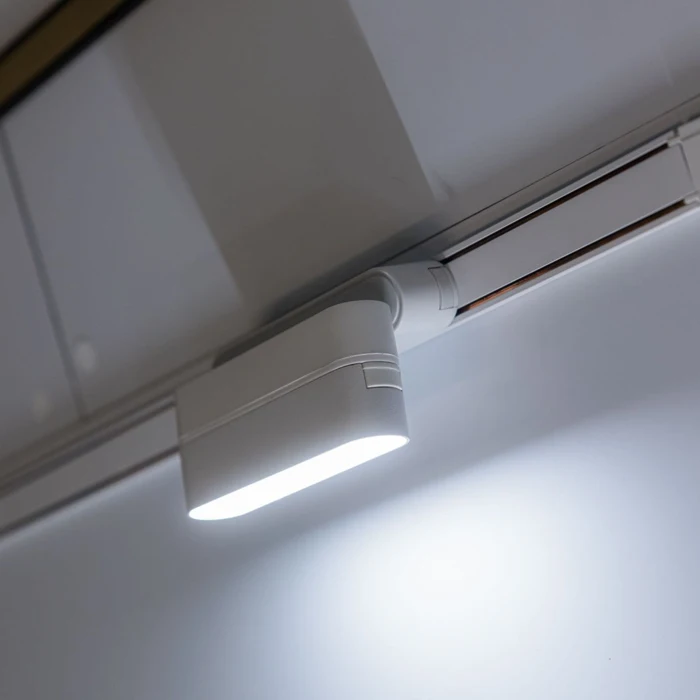 Accesoriu reglabil L-MWH pentru sina magnetica 2 CANALE [2]