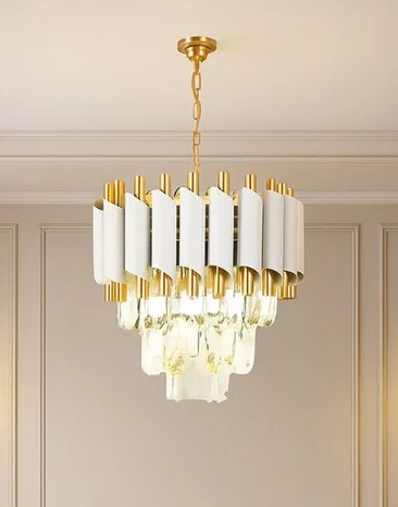 ■ ILUMINAT DE INTERIOR - LUSTRA CRISTAL ALB CU AURIU 4XE14 40 CM