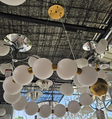 CANDELABRE MODERNE & PENDULE - LUSTRA LED GLOB ALB-AUR 15xG9