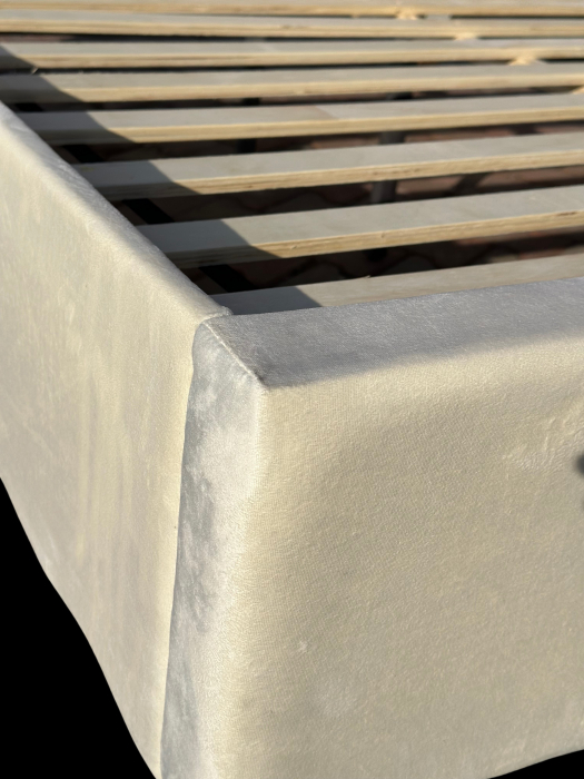 Pat Tapitat Madrid 160x200 cm, Suport Saltea Inclus, Culoare Beige [3]