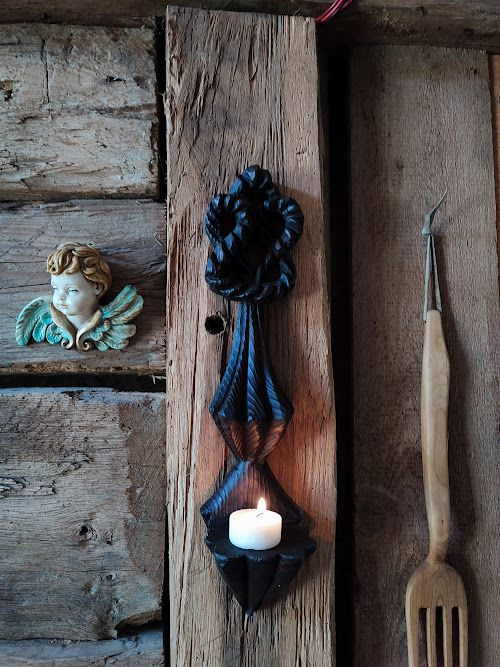 Candela rustică de perete, sculptură manuală în lemn [2]