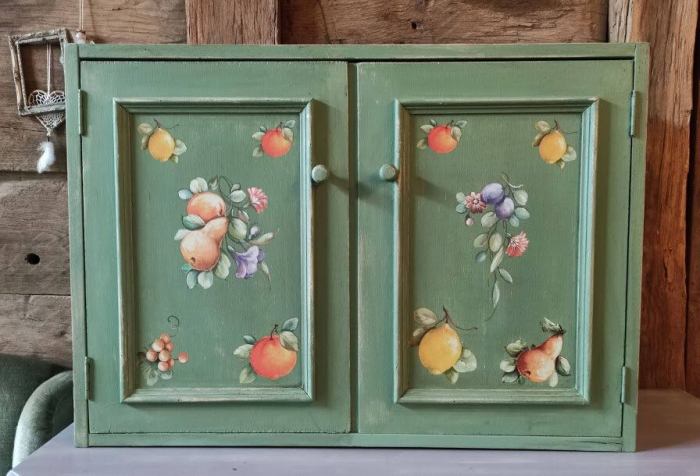 Comoda/dulapior reconditionat,stil rustic [4]