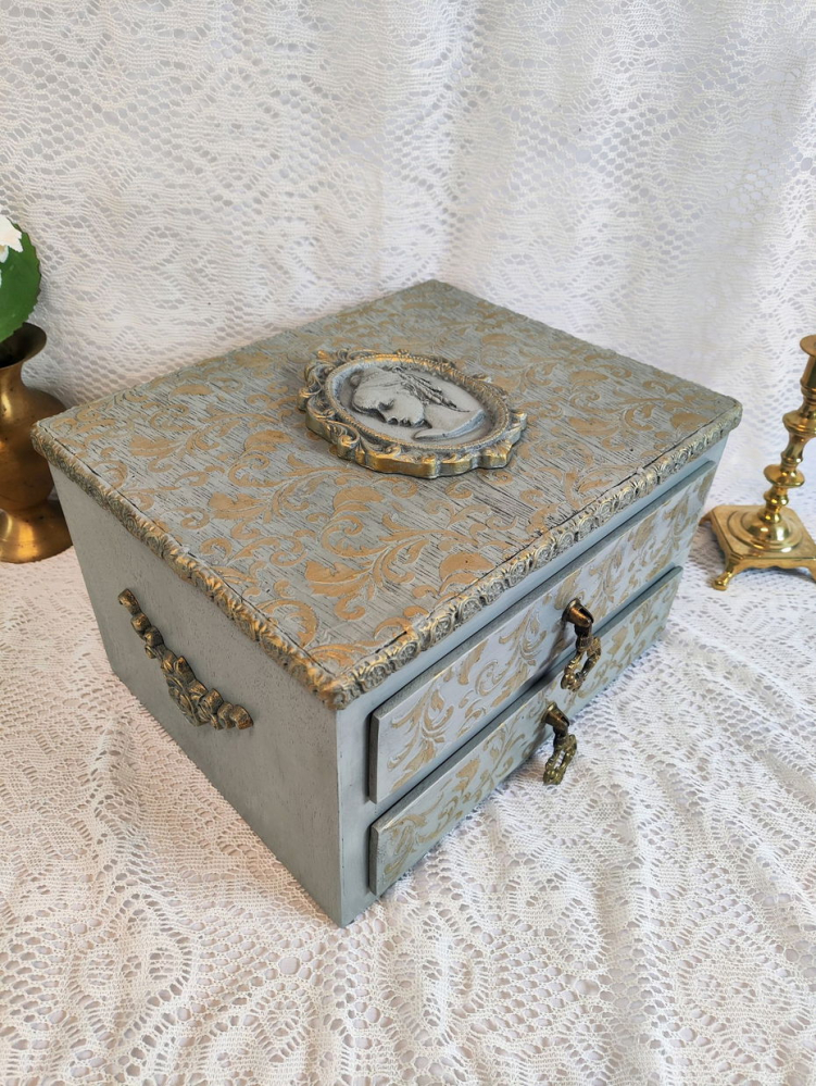 Cufăr/dulăpior-Alizee [5]