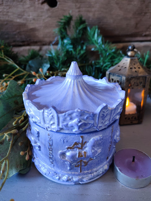 cutie ceramica in forma de carusel [3]