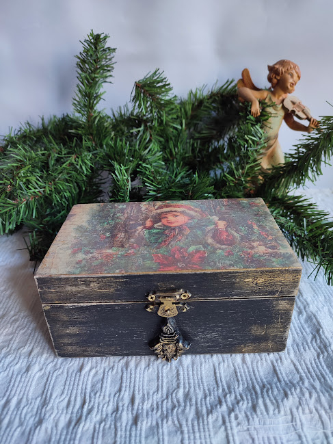 Cutie cadou handmade cu globuri de Crăciun [4]