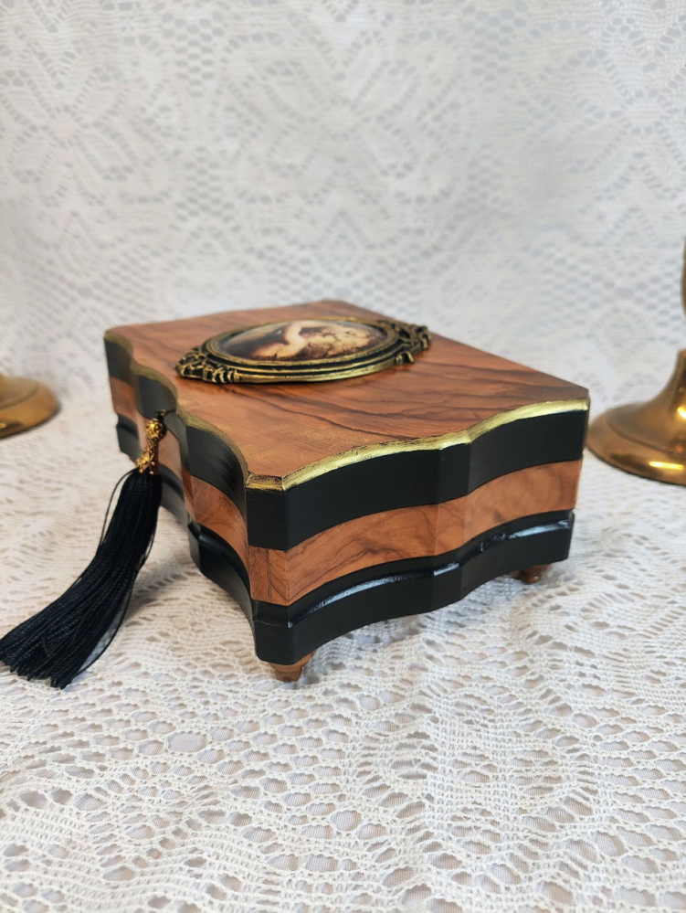 Cutie muzicală -Noir [8]