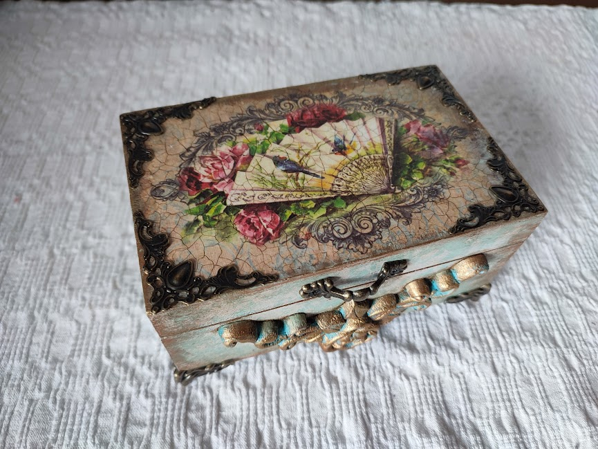 Cutie decorativă din lemn – handmade, shabby chic [2]