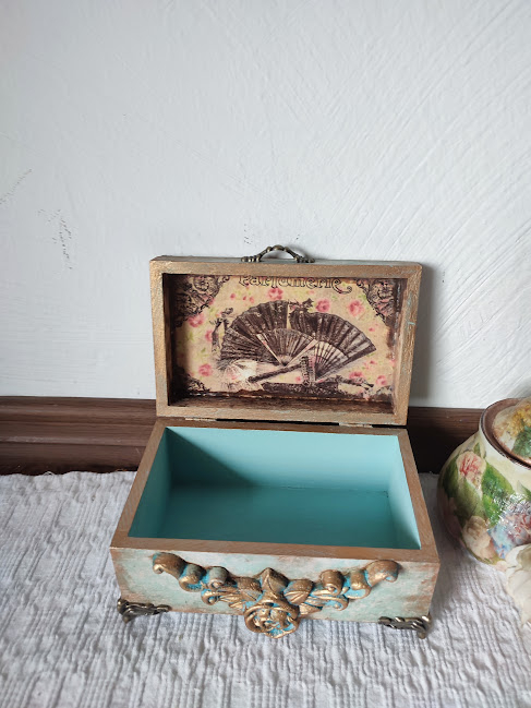 Cutie decorativă din lemn – handmade, shabby chic [7]