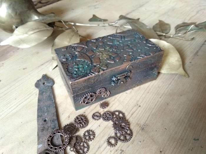 Cutie Steampunk-rotite si ceasuri [5]