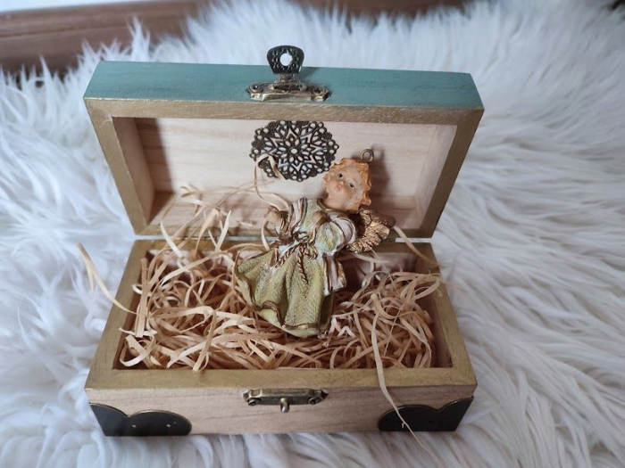 Cutiuta cu surpriza-Angel [5]