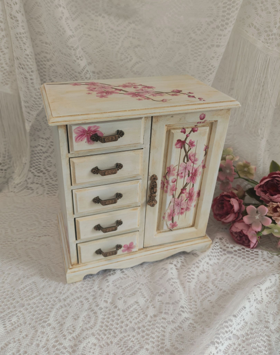 Dulăpior Bijuterii [7]