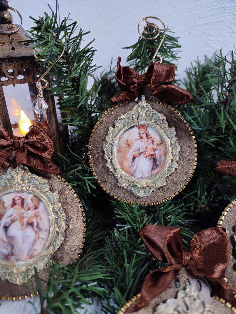set-ornamente-handmade-craciun-vintage-imagini-sacre [6]