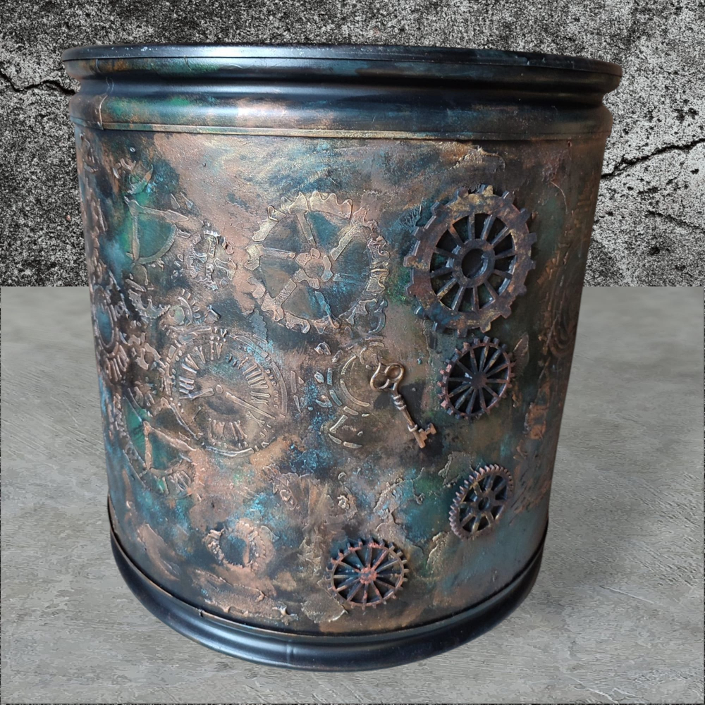 Eleganță industrială: cutia steampunk „GearHaven” [2]