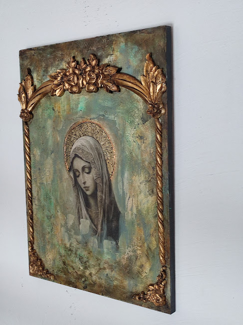 Icoană de perete handmade – model unicat cu relief și aurire [2]