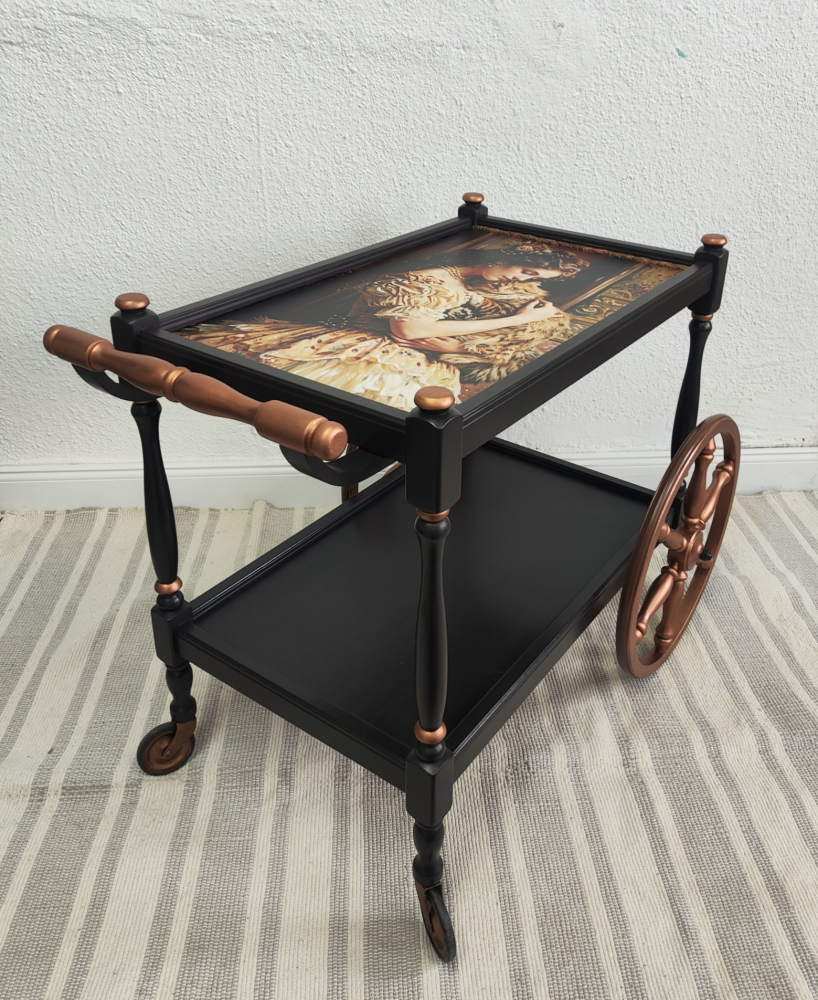 Gheridon/masuta-Eleganța Timpului [3]