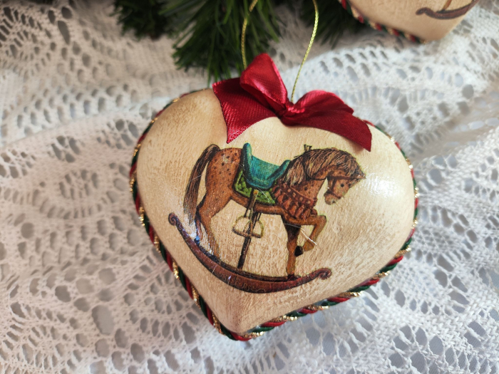 Glob lemn -Căluț [8]