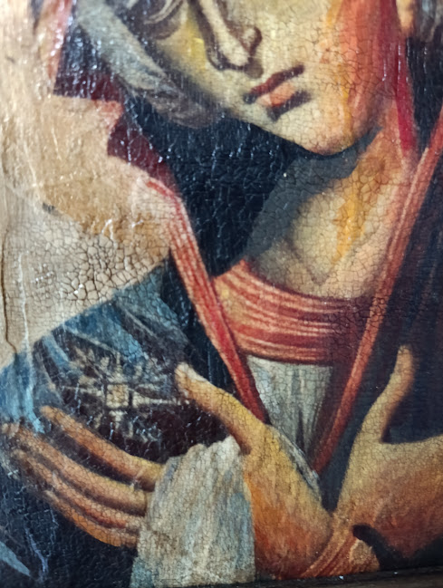 Icoană handmade antichizată – Maica Domnului, lemn sculptat, suport masă & perete [9]