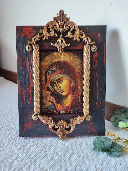 Icoană Maica Domnului cu ramă din lemn sculptat – expunere pe perete sau masă [8]